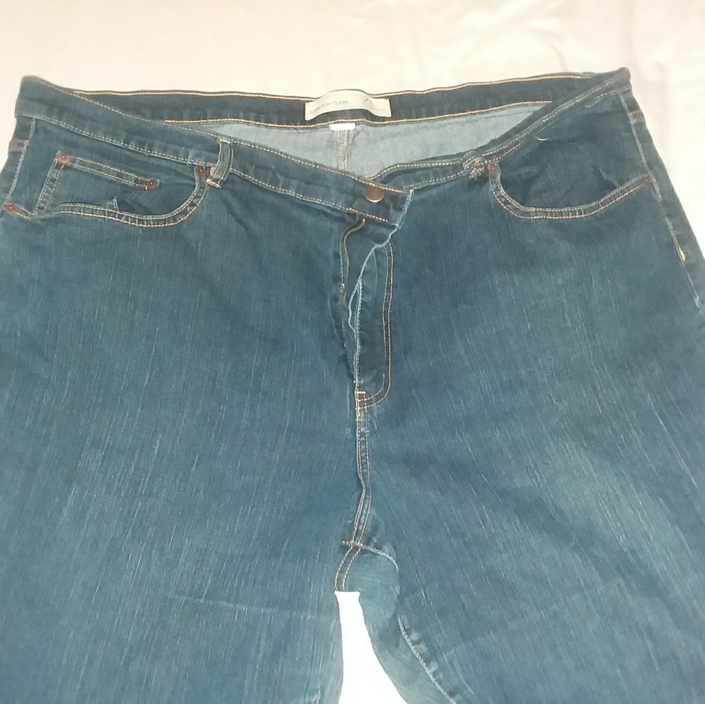 Lane Bryant VENEZIA Stretch Jean Flare Leg